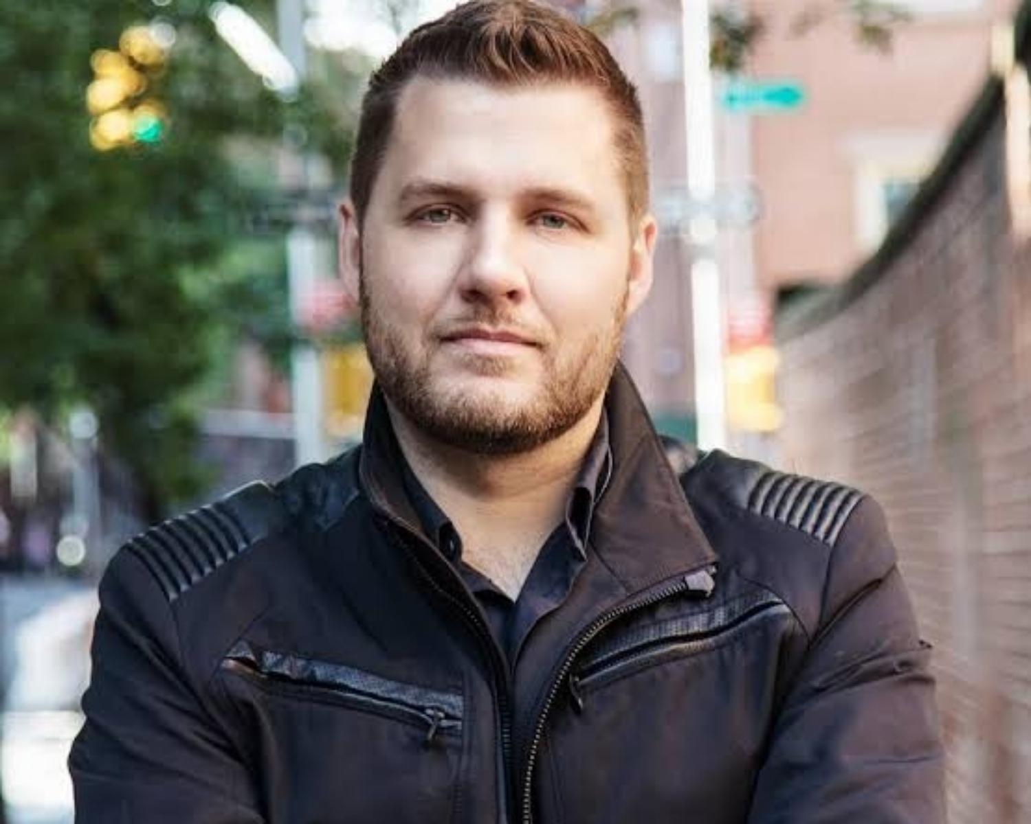 MARK MANSON 