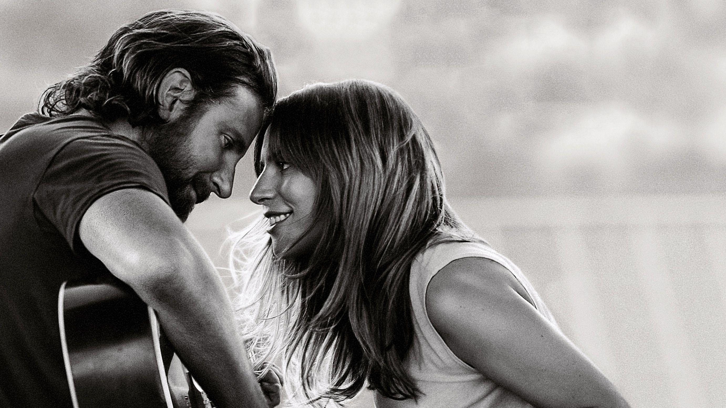 A STAR IS BORN (2018)