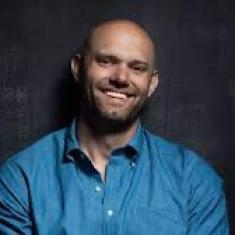 JAMES CLEAR