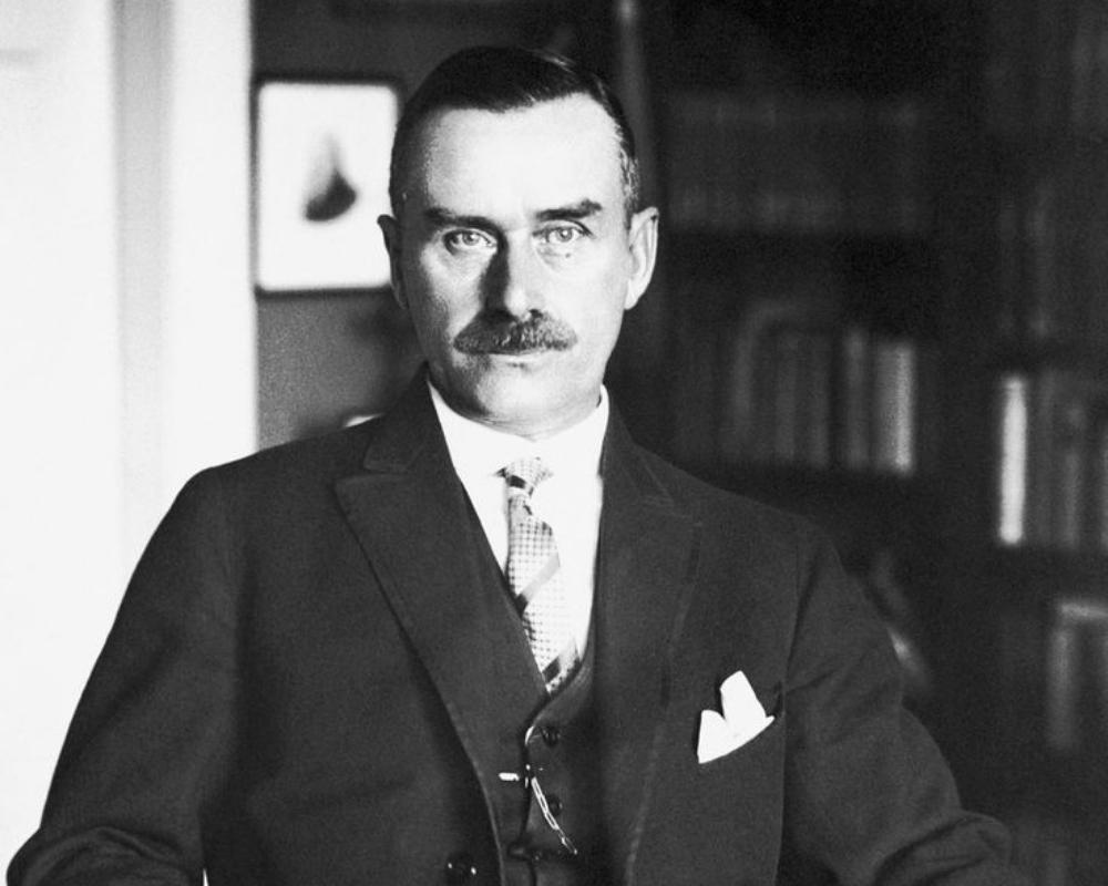 THOMAS MANN