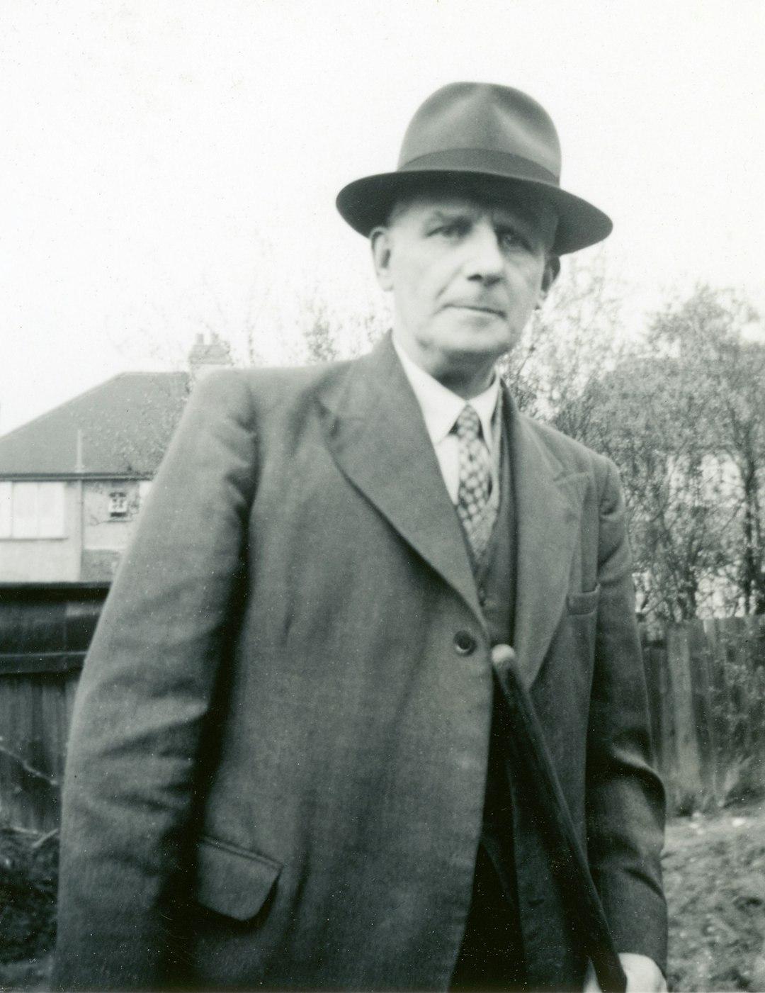 FROM THE BOOK THE MOON AND SIXPENCE BY  W. SOMERSET MAUGHAM 